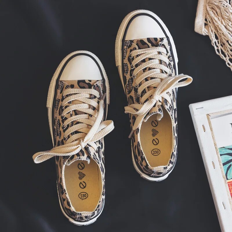 Zapatillas animal print con plataforma para mujer – ARVANA