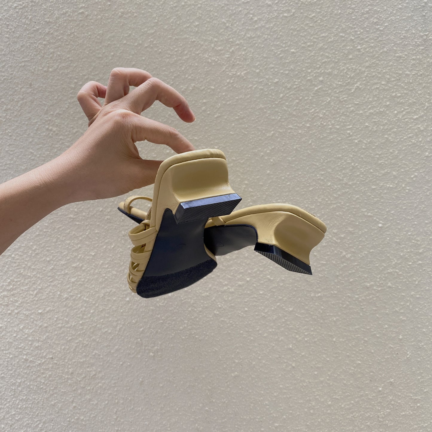 Isabel - Sandalias de Tacón Pequeño con Forma Asimétrica y Punta Cuadrada de Verano para Mujer