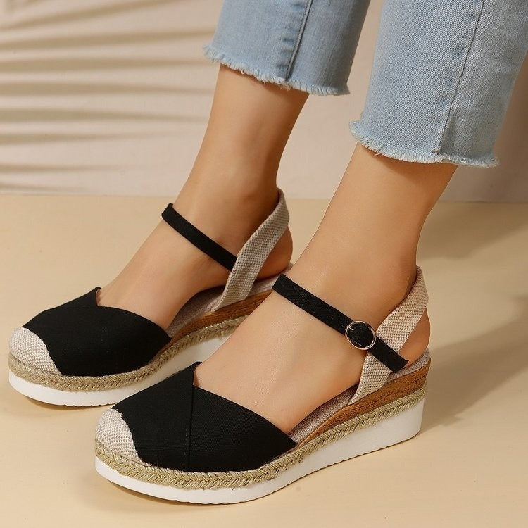 Karen - Sandalias de Cuña Casual de Moda con Punta Cerrada y Hebilla Exterior para Mujer