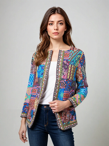 Blazer entallada con estampado artístico y acabado premium – AURELIA