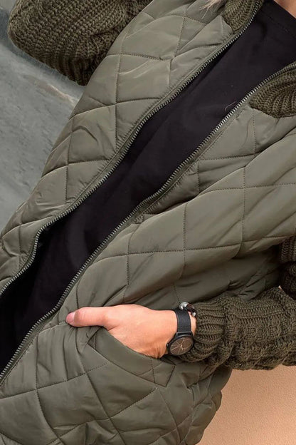 LEONA - Chaqueta informal en color sólido con cremallera y detalles de patchwork en contraste para mujer