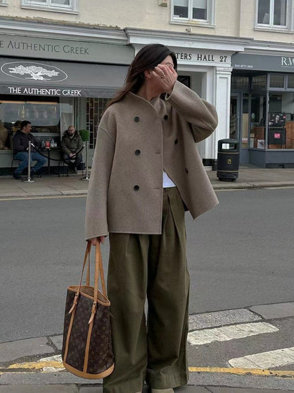 Arianna - Abrigo corto con doble botonadura cuello suelto para mujer Caqui