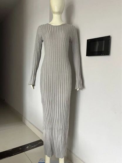 NEUS - Vestido largo ajustado de punto con diseño plisado y tela elástica para mujer