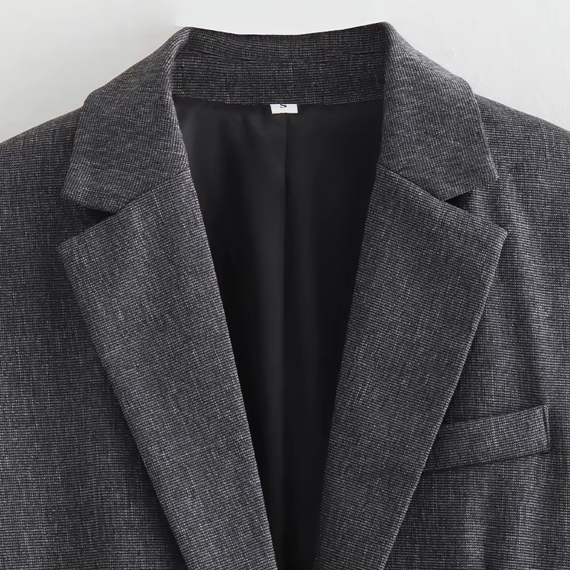 Traje de mujer con blazer entallada y pantalón de vestir – AVELINE