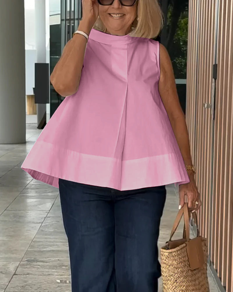 Top sin mangas de mujer con cuello alto y pliegue frontal – ELISARA