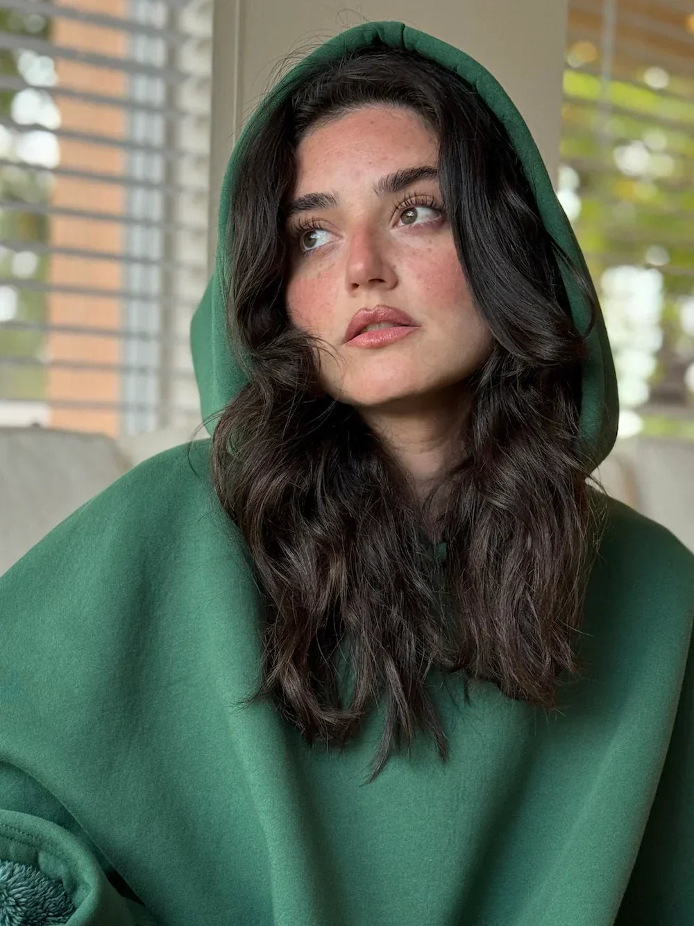 Manta con capucha de felpa suave unisex – NUVIKA