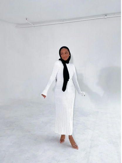 NEUS - Vestido largo ajustado de punto con diseño plisado y tela elástica para mujer