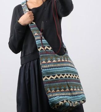 Bolso bandolera bohemio con estampado de elefante y mandala – SURI MANDALA