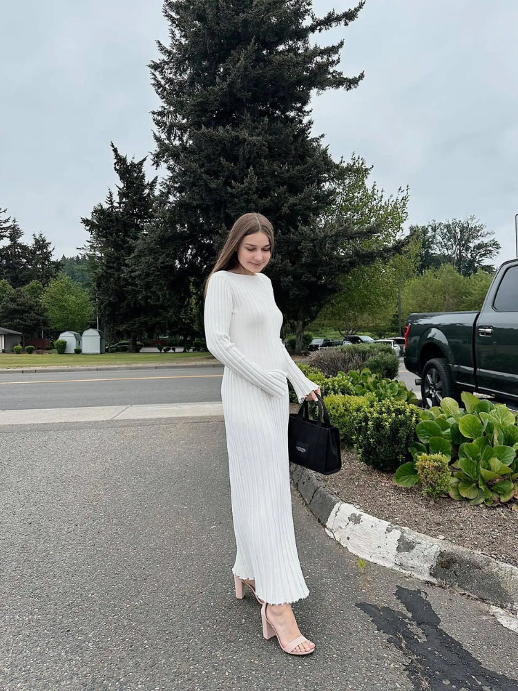 NEUS - Vestido largo ajustado de punto con diseño plisado y tela elástica para mujer