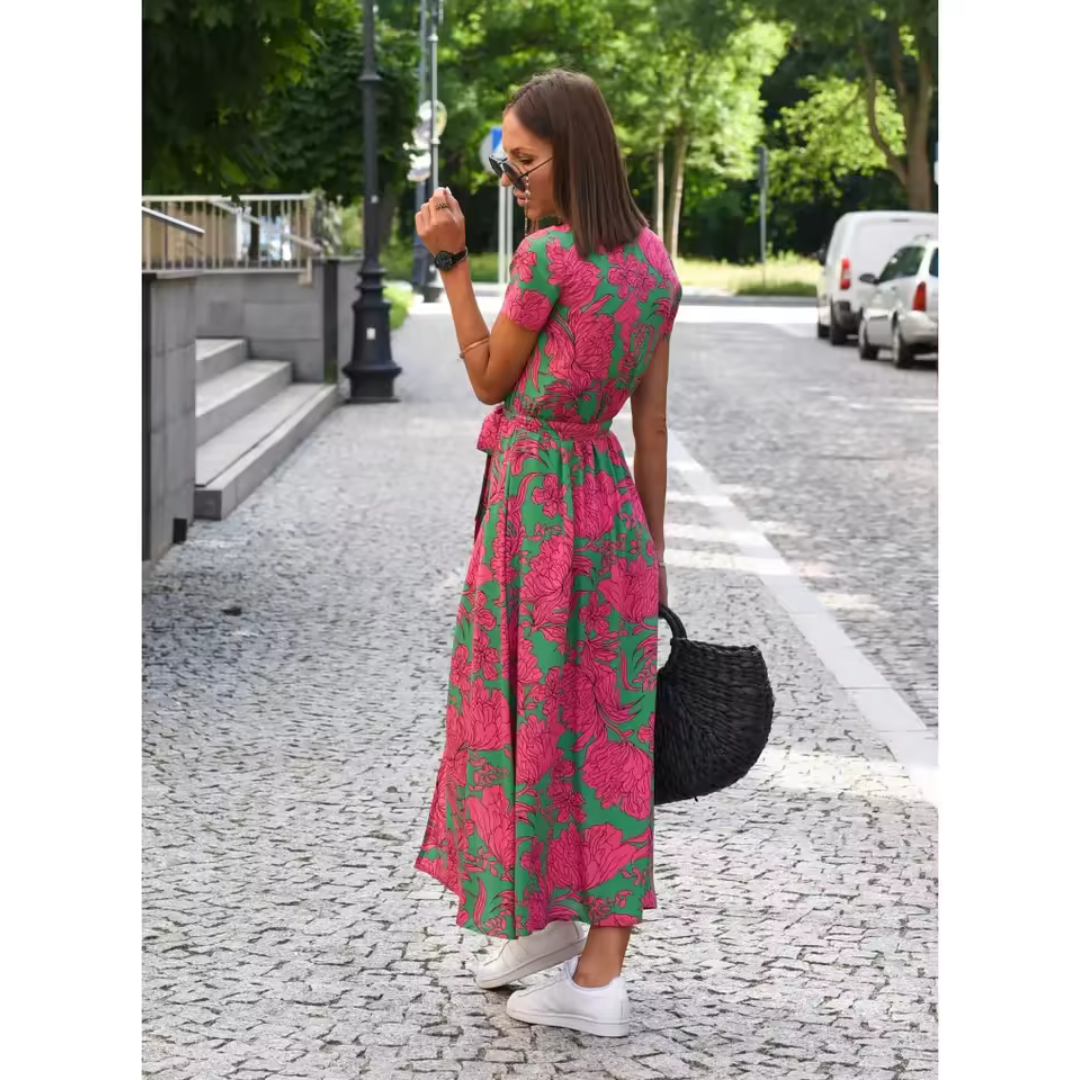 Vestido cruzado elegante con lazo y caída fluida – PAULENNE