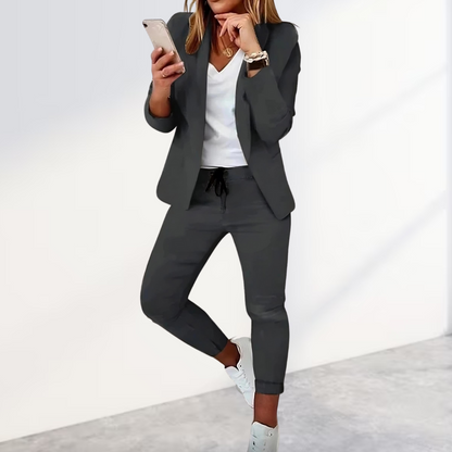 NOORIA – Conjunto de blazer y pantalón slim fit para mujer con estilo estructurado
