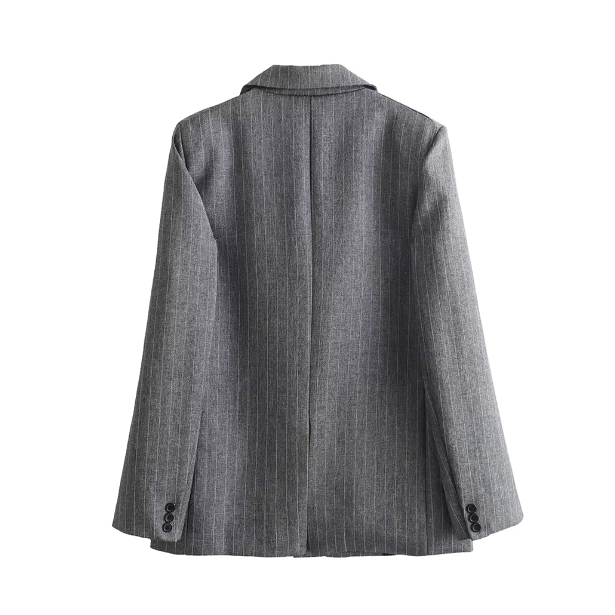 Blazer entallada de líneas clásicas con bolsillos de solapa – LÉONIE