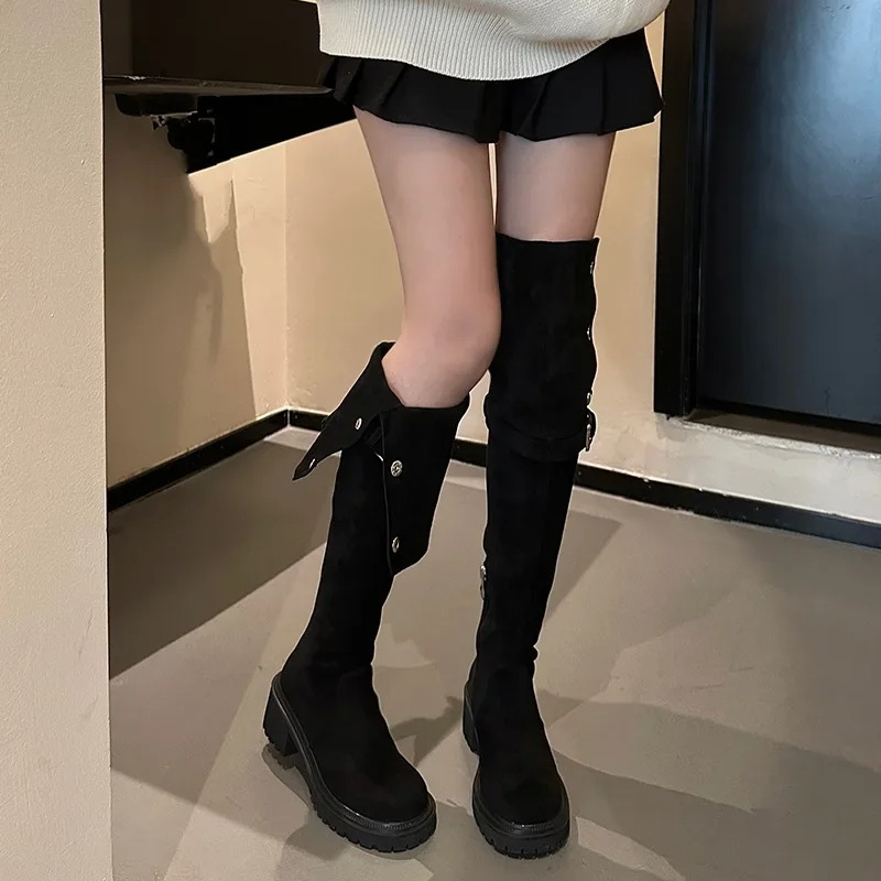 VIOLA - Botas overknee con plataforma y detalles metálicos para mujer