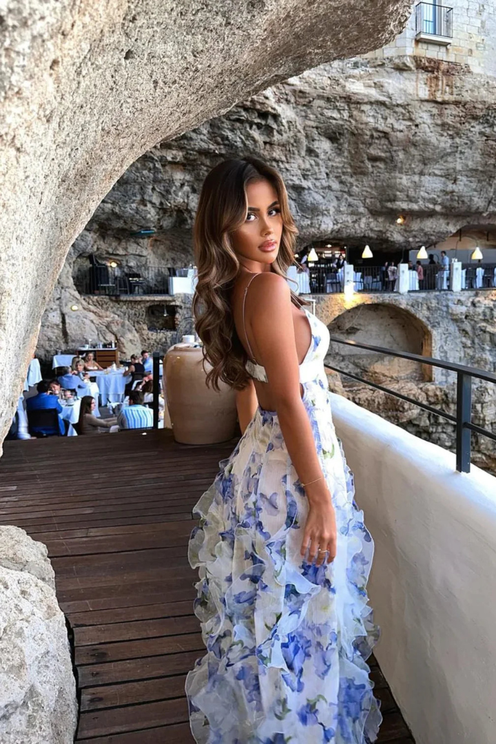 Vestido de verano con tirantes finos y falda en capas – JOSEFINA