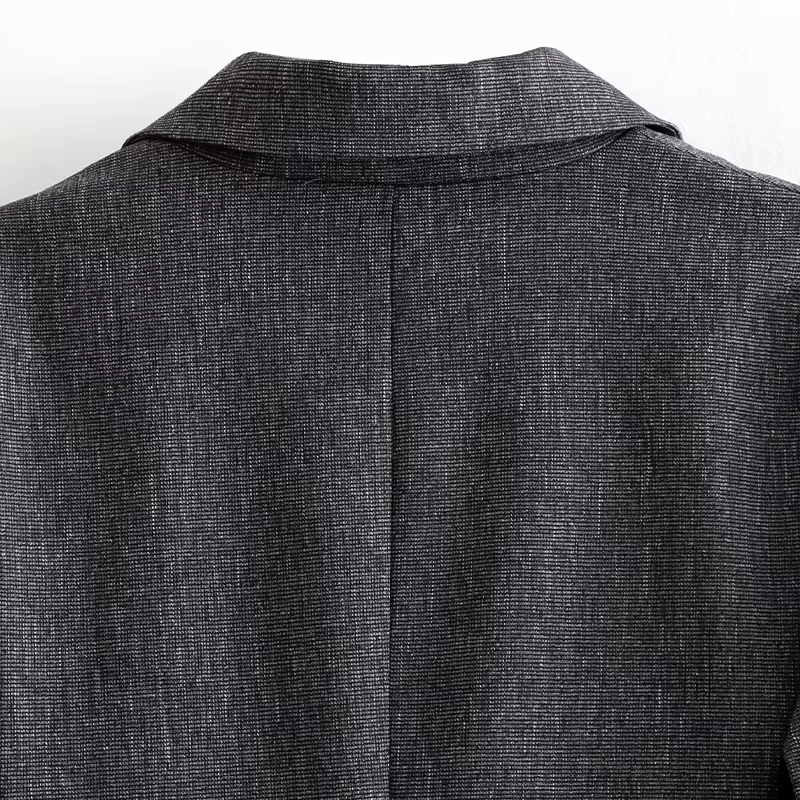 Traje de mujer con blazer entallada y pantalón de vestir – AVELINE