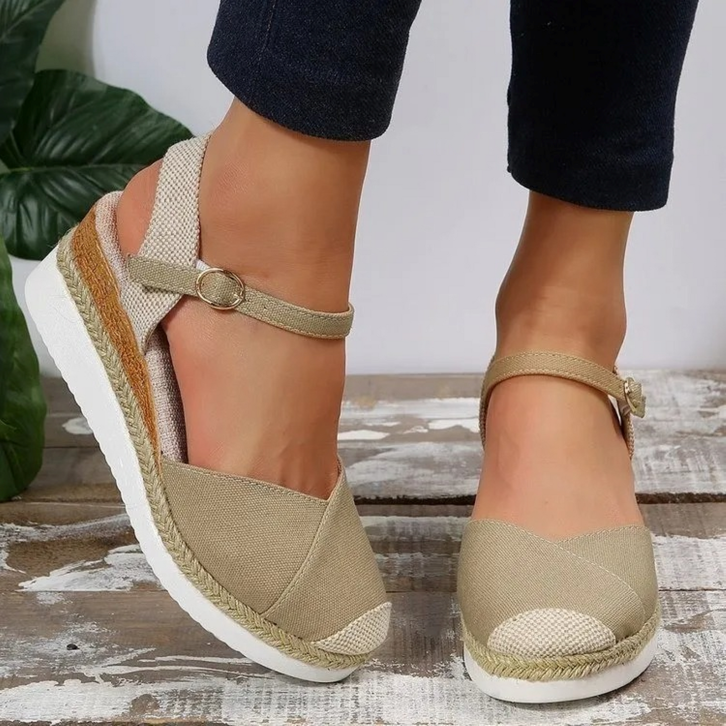 Sandalias de verano para mujer con cierre de hebilla y suela cómoda – LIVARA