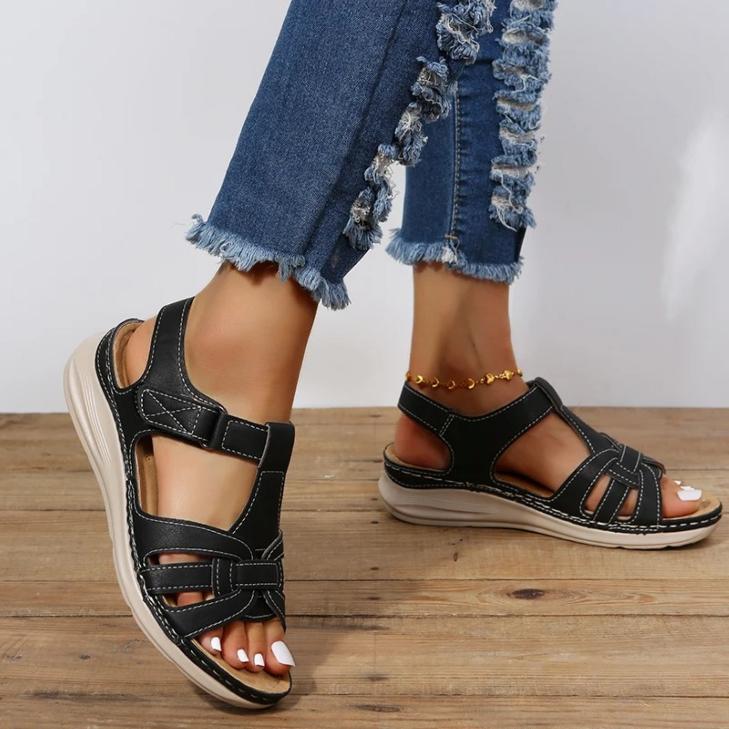 Sandalias de ante en negro y marrón con tacón cómodo – SUMERIA