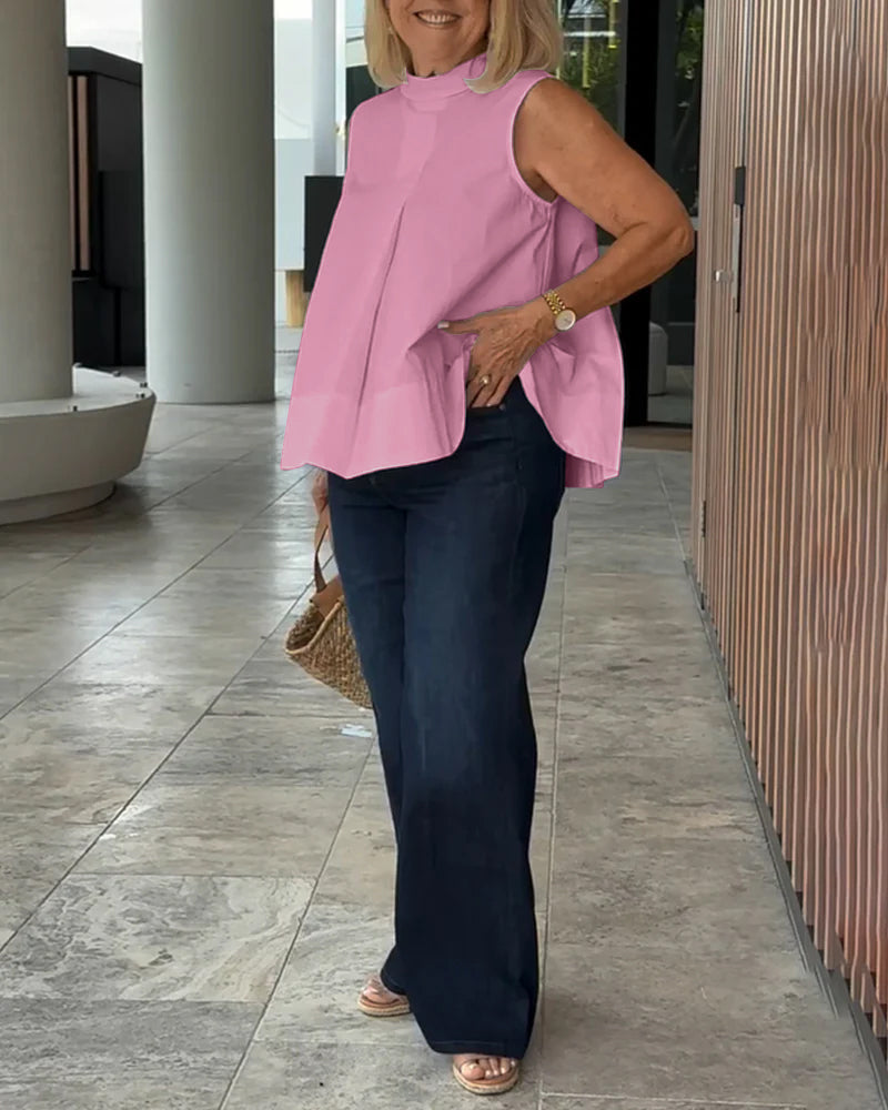 Top sin mangas de mujer con cuello alto y pliegue frontal – ELISARA