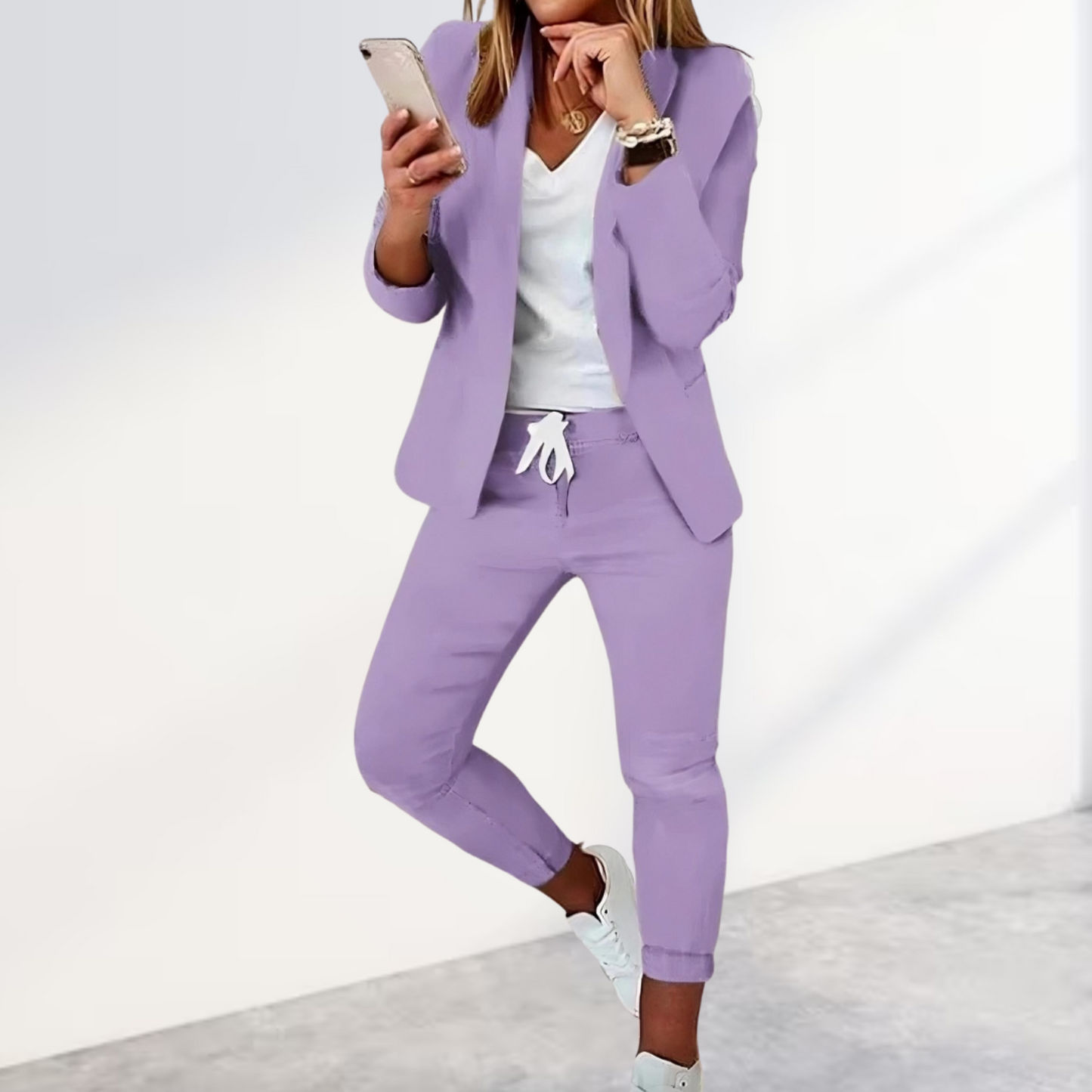 NOORIA – Conjunto de blazer y pantalón slim fit para mujer con estilo estructurado