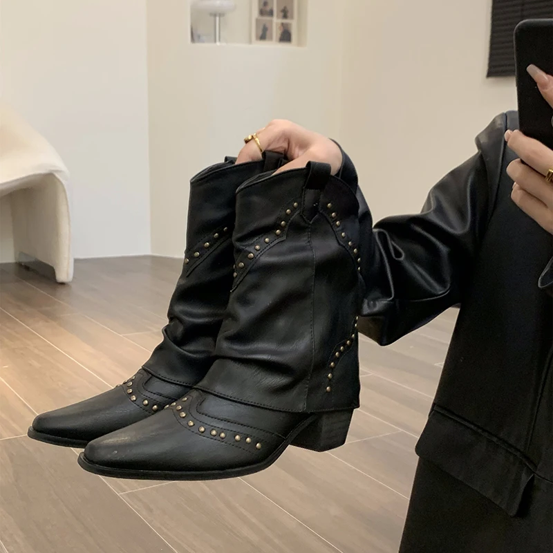 LLORENÇA - Botines western con tachuelas y tacón medio para mujer