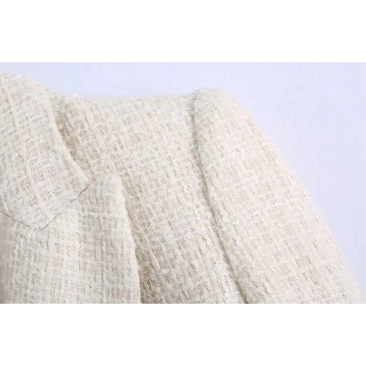 Blazer blanca entallada con doble botonadura – LÉONIE