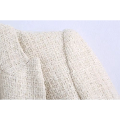 Blazer blanca entallada con doble botonadura – LÉONIE