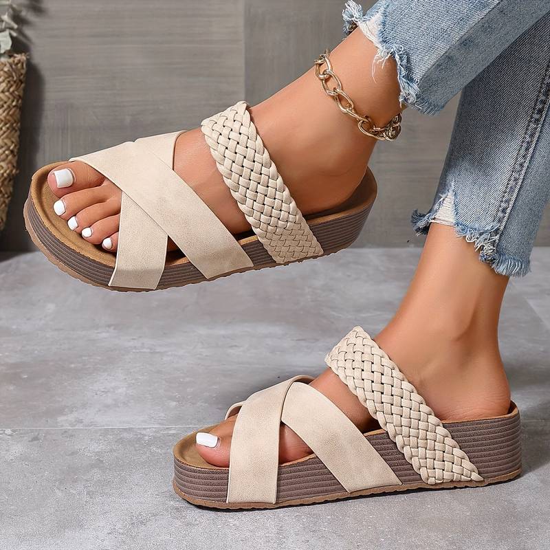 Sandalias de mujer con plataforma gruesa y estilo moderno – ELARA STEP UP