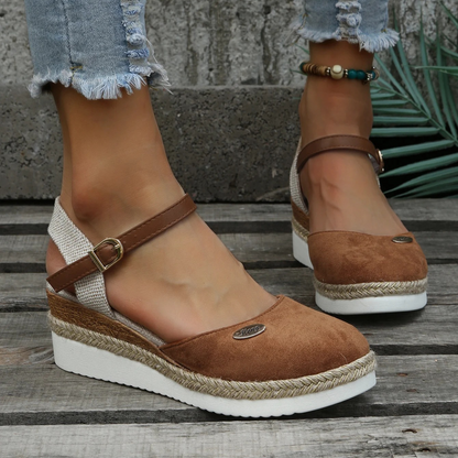 Sandalias bohemias con colores en contraste – Kalea
