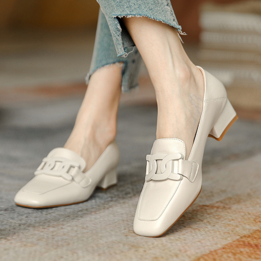 Zapatos de mujer elegantes y cómodos con diseño clásico y detalles refinados – ELYSEE ÉLITE