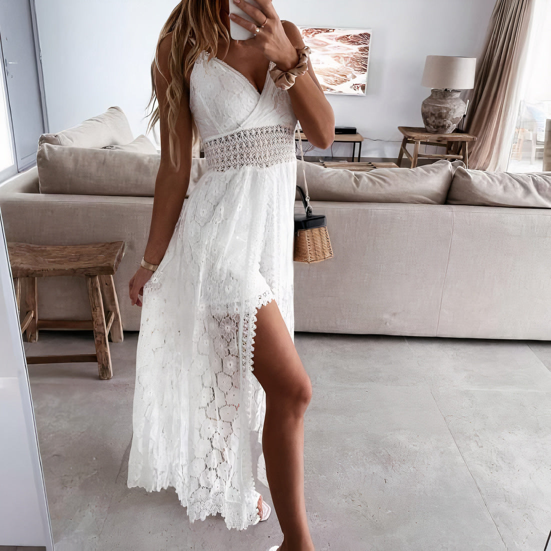 Vestido Mini Ligero de Mujer con Escote en V y Estilo Veraniego – ADIE