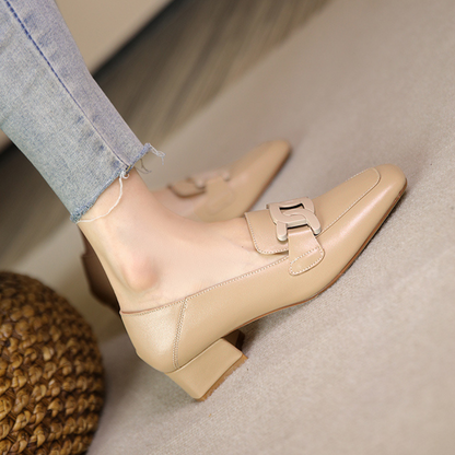 Zapatos de mujer elegantes y cómodos con diseño clásico y detalles refinados – ELYSEE ÉLITE