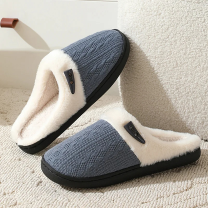 NOA - Pantuflas planas con detalle de botón y forro de pelo para mujer