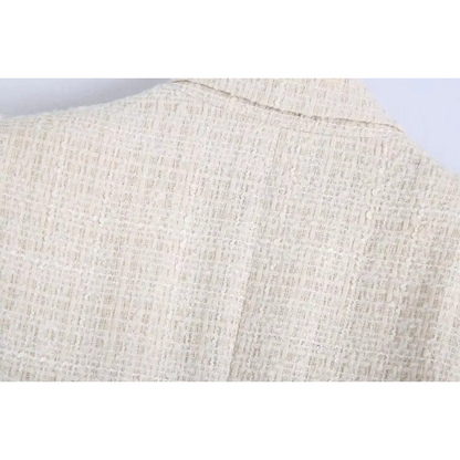 Blazer blanca entallada con doble botonadura – LÉONIE