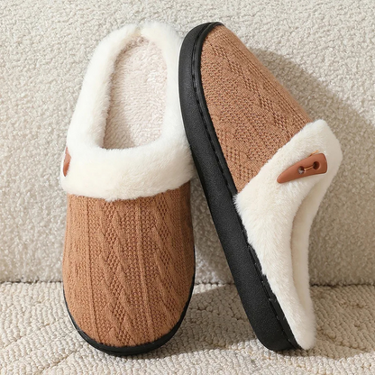 NOA - Pantuflas planas con detalle de botón y forro de pelo para mujer