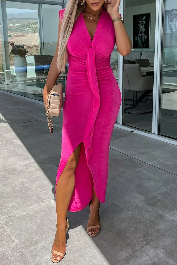 Vestido elegante con escote en V y pliegues asimétricos – LUMINA