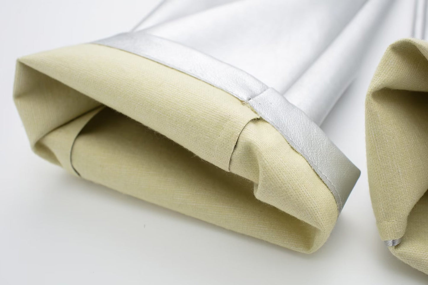 Riera - Pantalones de piel sintética plateados bota recta brillantes de cintura alta para mujer