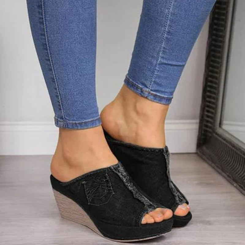Mules de mujer con cuña y diseño denim – RONELA