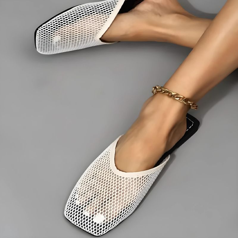 Mocasines elegantes con malla transparente y punta cuadrada – VELURIA