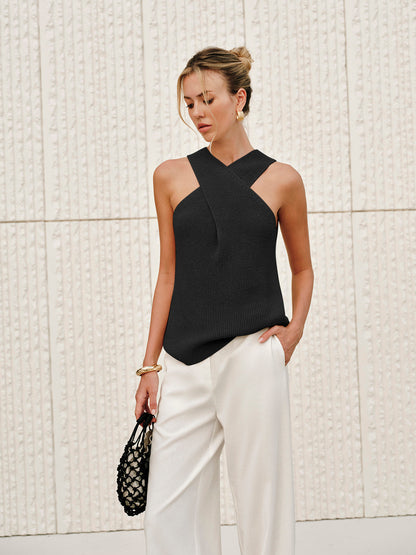 Top sin mangas con cuello halter cruzado – ARIA