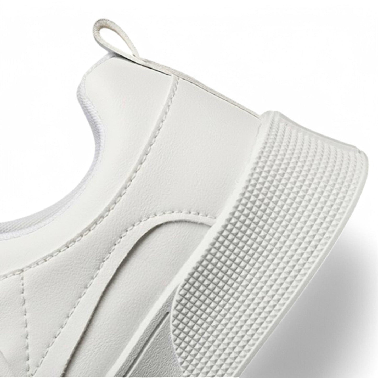 Zapatillas bajas de hombre con suela gruesa y acabado limpio – RAYDEN