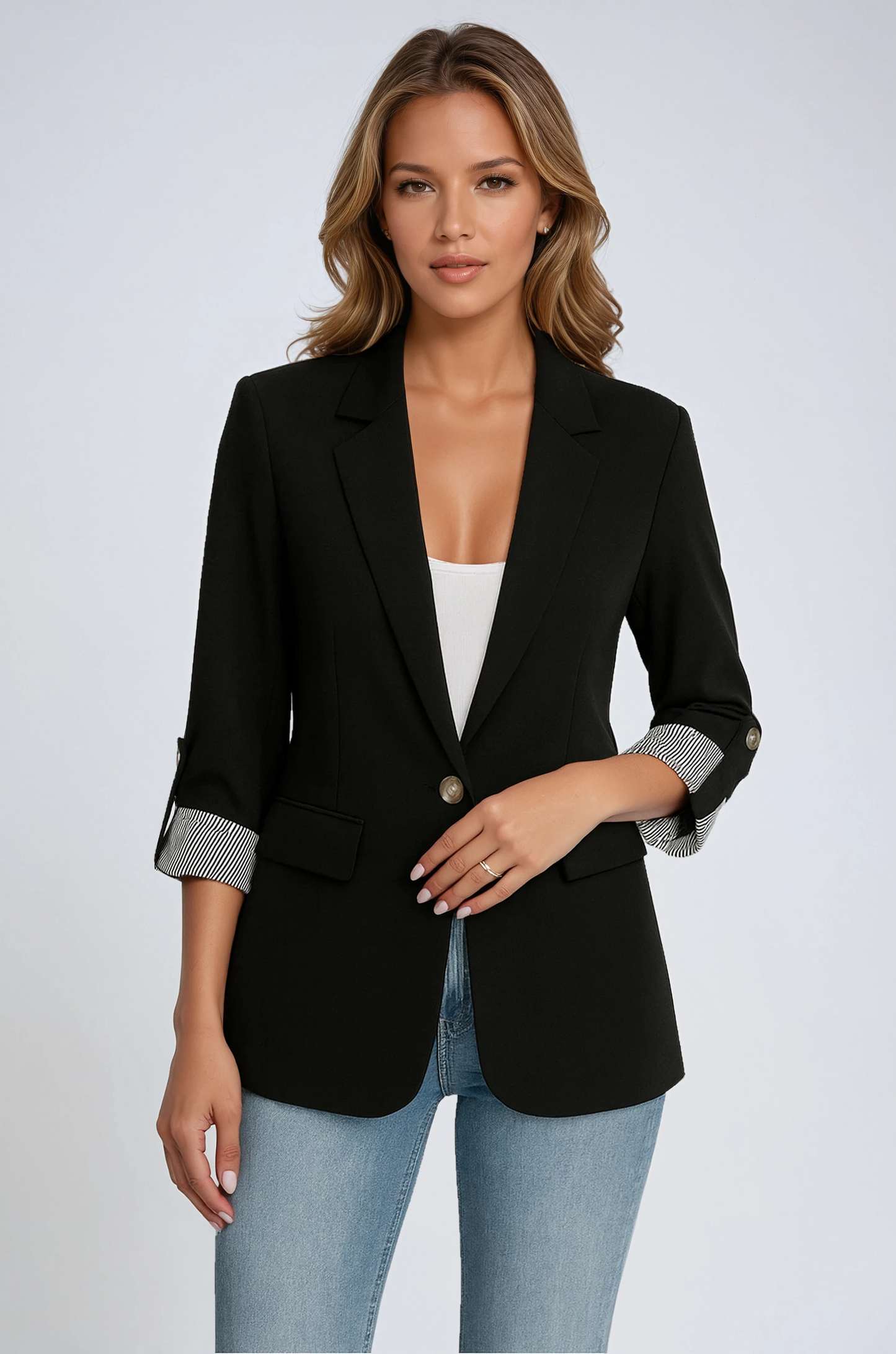 Blazer de mujer con corte clásico y detalle en la manga – SOPHIRA