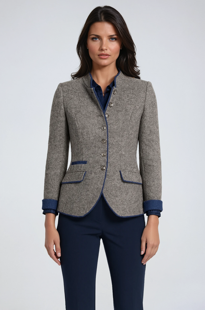 Blazer tipo chaqueta para mujer con cuello alto y botones decorativos – AMELIA