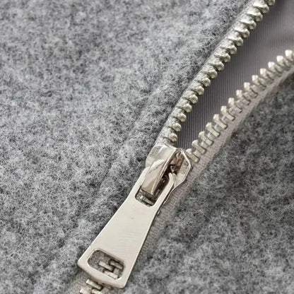 Chaqueta corta de mujer con mangas abullonadas – DELFINA