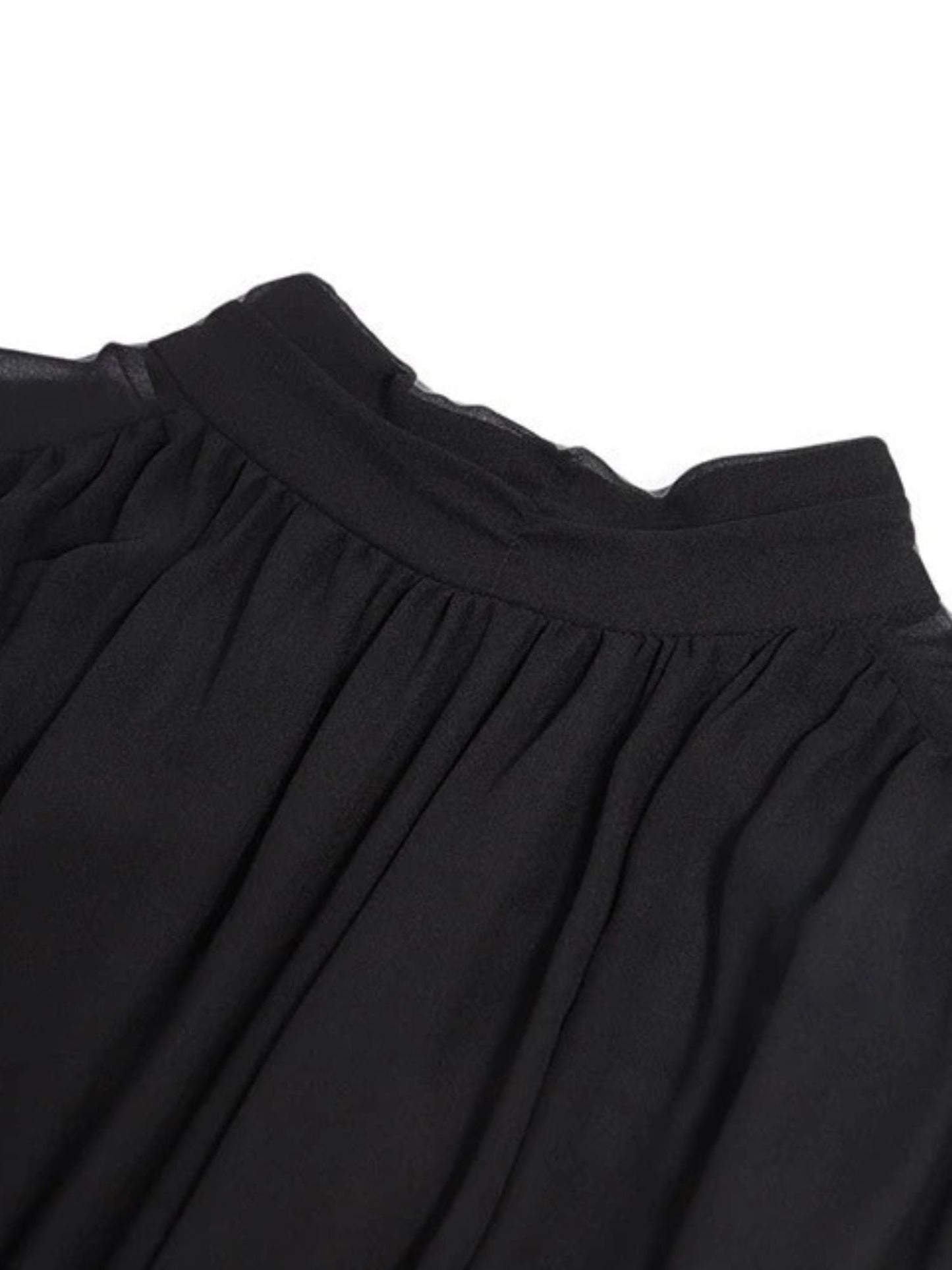 Vestido midi con cuello alto y mangas transparentes – ABRIL