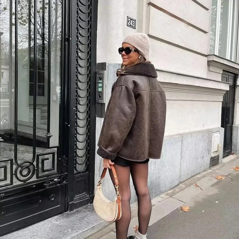 AZURA - Abrigo oversize para mujeres con bolsillos en contraste