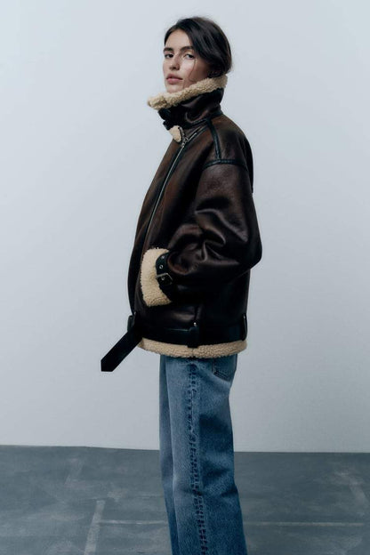 Chaqueta elegante de mujer con solapa en tejido sintético – ELEONORA