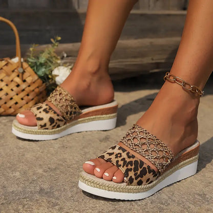 Sandalias cómodas de cuña con tiras trenzadas para mujer – AMARÉA
