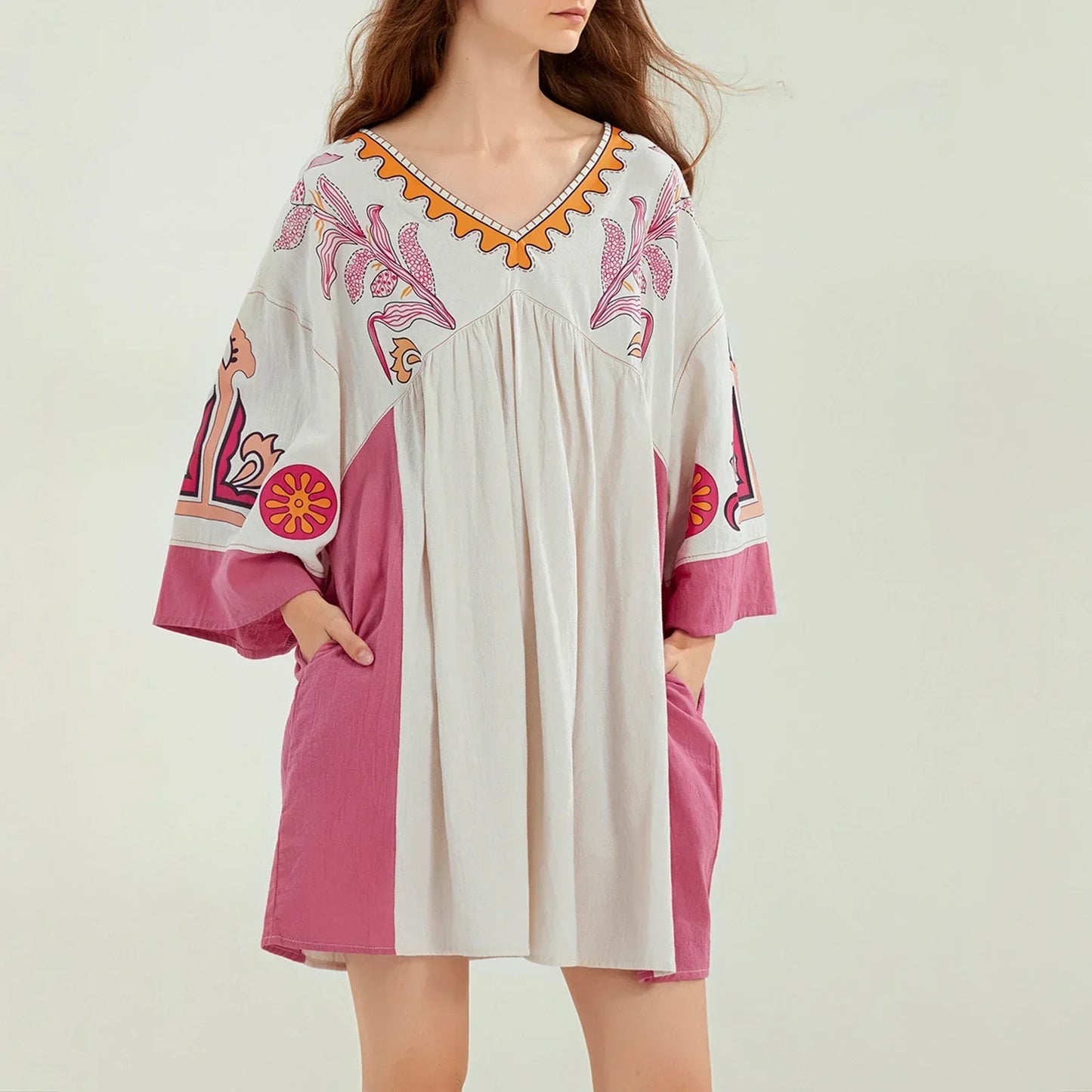 Vestido tipo túnica de mujer con escote en V y bordados decorativos – MABRIELA