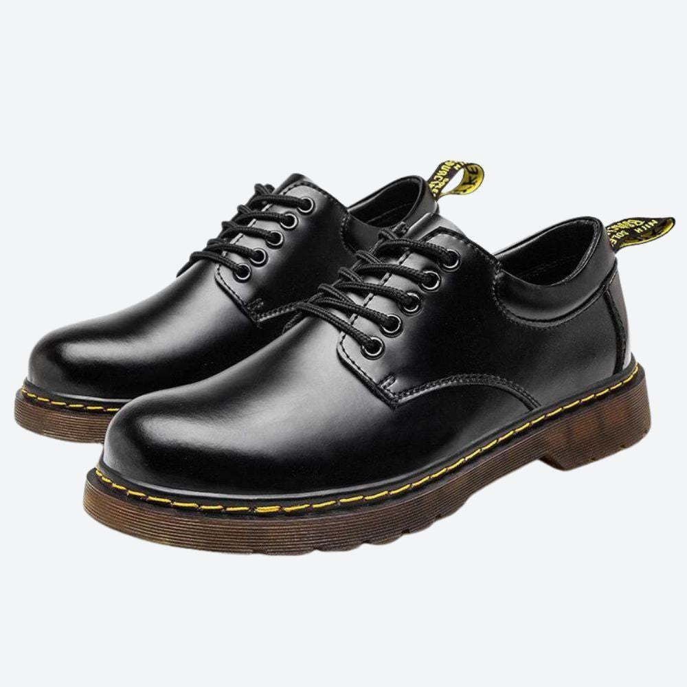 Zapatos tipo Oxford con cordones y acabado elegante – FERENOX
