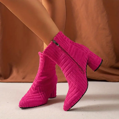 HELENA – Botines de tacón grueso para mujer con diseño monocromático